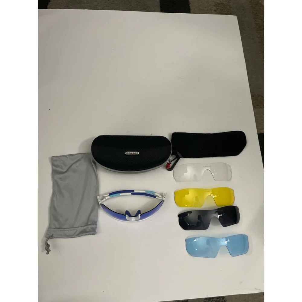 Torege Polarized Sports Sunglasses With 5 Interchangeable‎ Lenses & Accessories